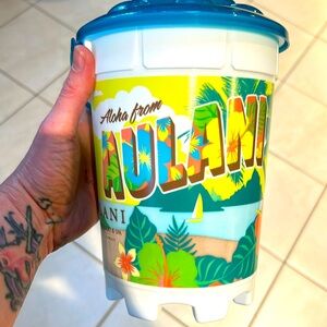 Aulani popcorn bucket .